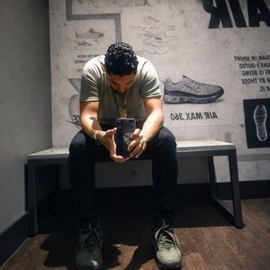 Meet your Posher, Anthony